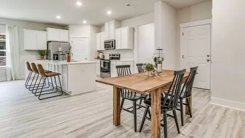 Dining - 4813 Snipe Rd, Pace, FL 32571 photo 1 of 3