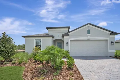 4518 Lake Fox Dr, Lakeland, FL 33810