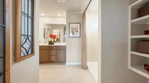Entry Way - 317 Combine Rd, Snook, TX 77878 photo 4 of 4