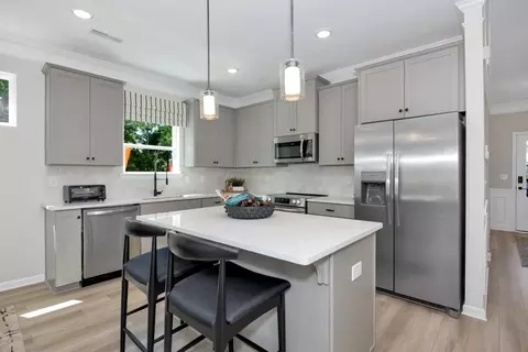 Kitchen - Bouy Blvd, Elberta, AL 36530 photo 9 of 14