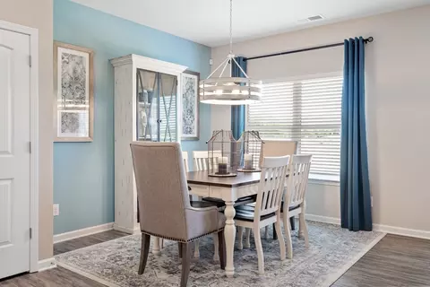 Dining - Bouy Blvd, Elberta, AL 36530 photo 4 of 4