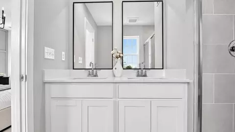 Bath - 101 W End Ave, Hammonton, NJ 08037 photo 1 of 6