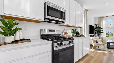 Kitchen - 101 W End Ave, Hammonton, NJ 08037 photo 3 of 5