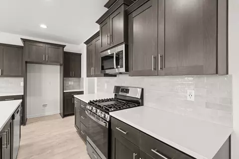 701 N Russet Pl, Ridgefield, WA 98642