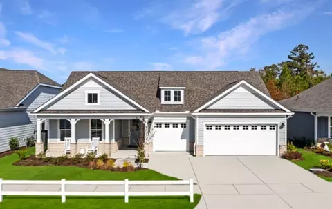 1111 Arrowglass Ct, Leland, NC 28479