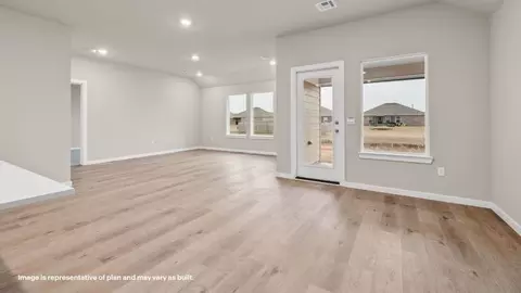 Living - 2010 E Toledo St, Broken Arrow, OK 74012 photo 1 of 2