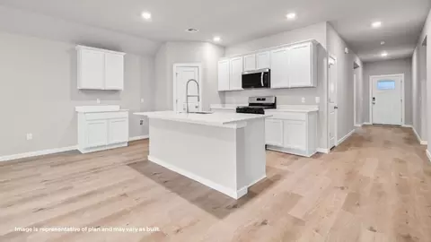 Entry Way - 2010 E Toledo St, Broken Arrow, OK 74012 photo 2 of 3