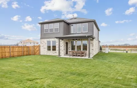 1032 Hammy Ln, Aubrey, TX 76227