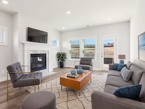 2135 Avalon Rdg, Conyers, GA 30013