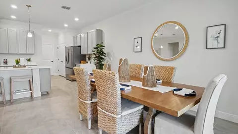 Dining - 7035 Berwick Cir, Labelle, FL 33935 photo 3 of 6