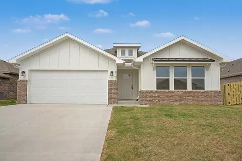 8740 Sunspire Ln, Bentonville, AR 72713