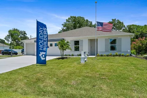 Exterior - 991 Crocus St NE, Palm Bay, FL 32907 photo 4 of 12