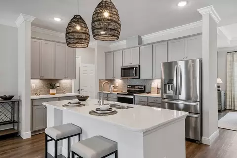Kitchen - 991 Crocus St NE, Palm Bay, FL 32907 photo 1 of 1