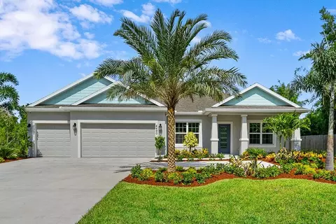 Exterior - 991 Crocus St NE, Palm Bay, FL 32907 photo 3 of 12