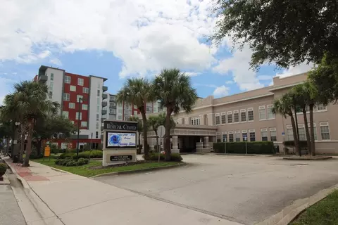 Exterior - 991 Crocus St NE, Palm Bay, FL 32907 photo 5 of 12
