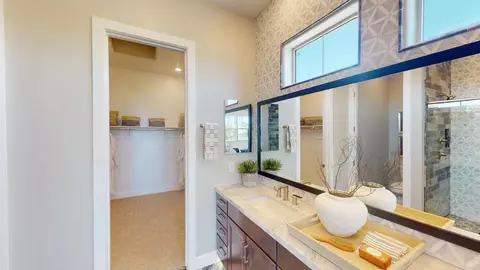 Bath - 1035 E Combs Rd, Queen Creek, AZ 85140 photo 3 of 5