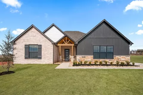 2201 Winter Creek Blvd, Blanchard, OK 73010