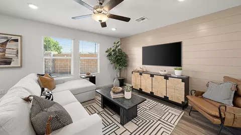 Living - 2325 Samuel St, Hanford, CA 93230 photo 1 of 1