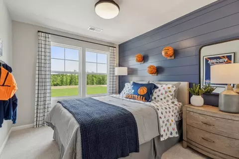 Bedroom - 1458 Trinity Dr, Columbia, SC 29209 photo 4 of 14