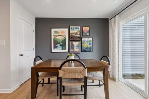 Dining - 1458 Trinity Dr, Columbia, SC 29209 photo 3 of 3