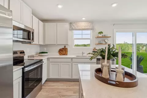 Kitchen - 1458 Trinity Dr, Columbia, SC 29209 photo 5 of 7