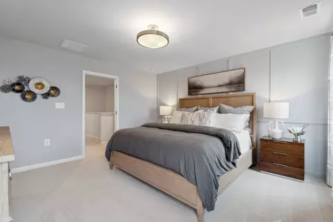 Bedroom - 1458 Trinity Dr, Columbia, SC 29209 photo 13 of 14