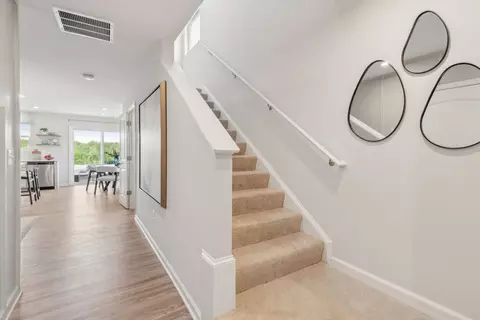 Entry Way - 1458 Trinity Dr, Columbia, SC 29209 photo 3 of 12