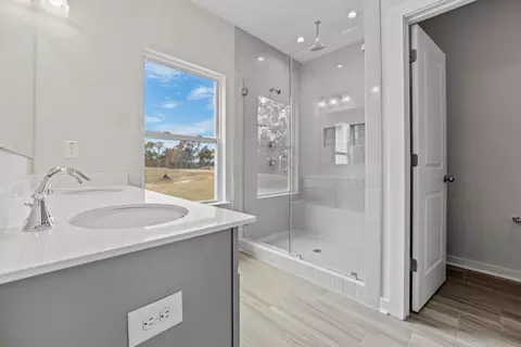 Bath - 4612 Monterrico Dr, Lancaster, SC 29720 photo 2 of 5