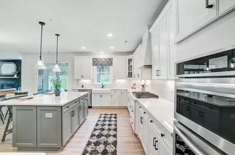 Kitchen - Snap Spur Circle, Aiken, SC 29801 photo 3 of 10