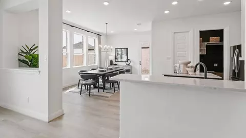 Entry Way - 305 Box Elder Ct, Waller, TX 77484 photo 4 of 6