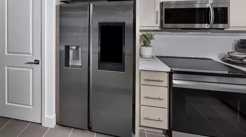 Kitchen - 3245 Workman Ave, Lathrop, CA 95330 photo 7 of 8