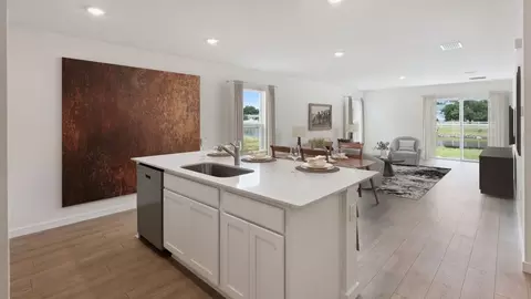 Kitchen - 18 Yosemite Dry, Ormond Beach, FL 32174 photo 2 of 4