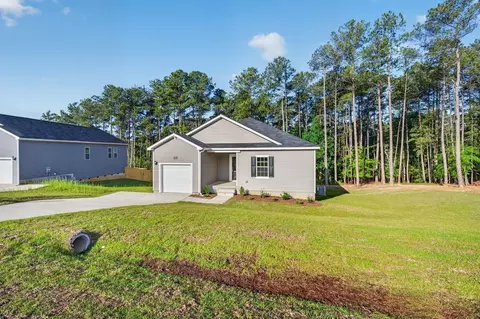 622 Blossom Trl, Lillington, NC 27546