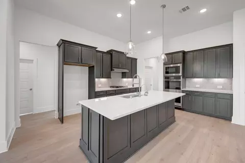 21007 Red Arbutus Ct, Tomball, TX 77377
