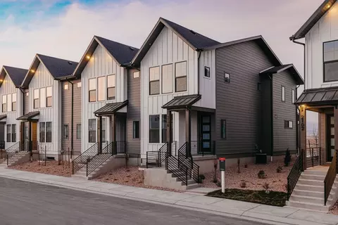 2958 N Lone Pine St, Eagle Mountain, UT 84013