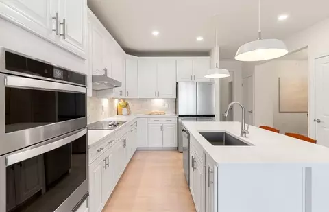 7 Green St UNIT 1308, Shrewsbury, MA 01545