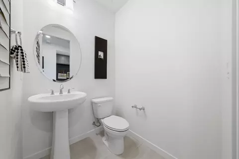 Bath - 5604 Fallen Leaf Ln, Antioch, CA 94531 photo 1 of 5