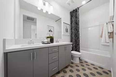 Bath - 5604 Fallen Leaf Ln, Antioch, CA 94531 photo 5 of 5