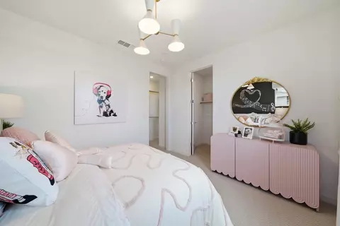 Bedroom - 5604 Fallen Leaf Ln, Antioch, CA 94531 photo 9 of 9