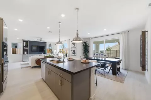 Kitchen - 5604 Fallen Leaf Ln, Antioch, CA 94531 photo 5 of 7