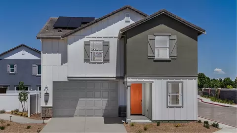 Exterior - 800 Paitakis Ln, Ripon, CA 95366 photo 4 of 9