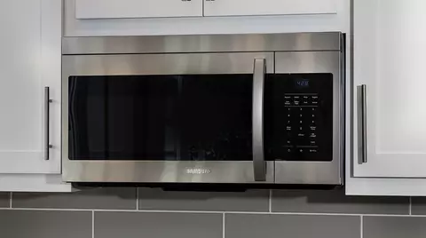 Kitchen - 800 Paitakis Ln, Ripon, CA 95366 photo 5 of 7