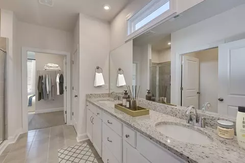 Bath - 3360 Riders Dr, Sumter, SC 29150 photo 4 of 4
