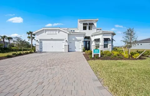 26061 Seastone Dr, Englewood, FL 34223