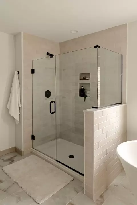 Bath - 151 Thompson Rd, Kennett Square, PA 19348 photo 4 of 19