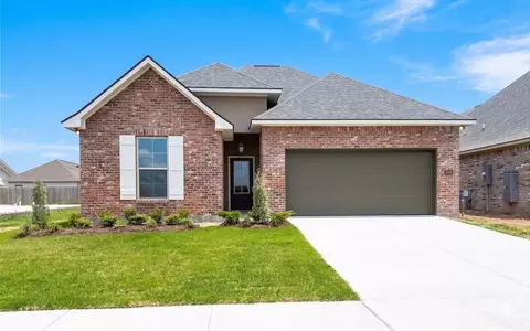 3008 Basin Way, Lake Charles, LA 70607