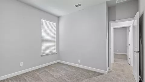 Bedroom - 1935 Jackson St, Cleburne, TX 76033 photo 11 of 23