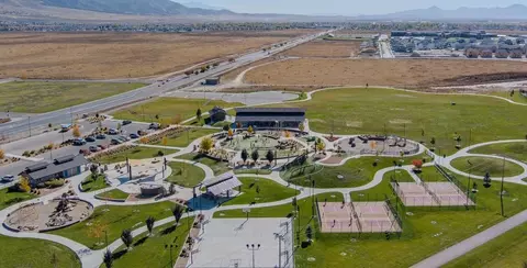 View/Area - 2154 E Swallow Dr, Eagle Mountain, UT 84005 photo 4 of 5