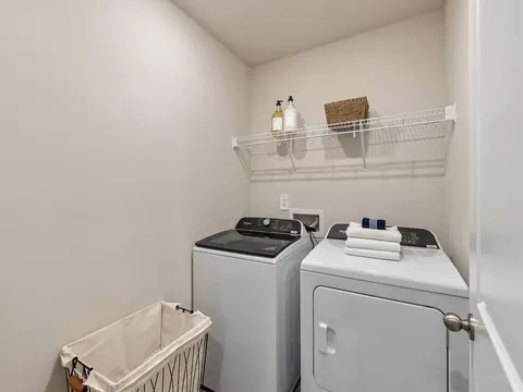 6017 Starview Ter, Charlotte, NC 28216