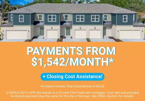 Exterior - 2278 Red Pine Ct, Eustis, FL 32726 photo 6 of 10